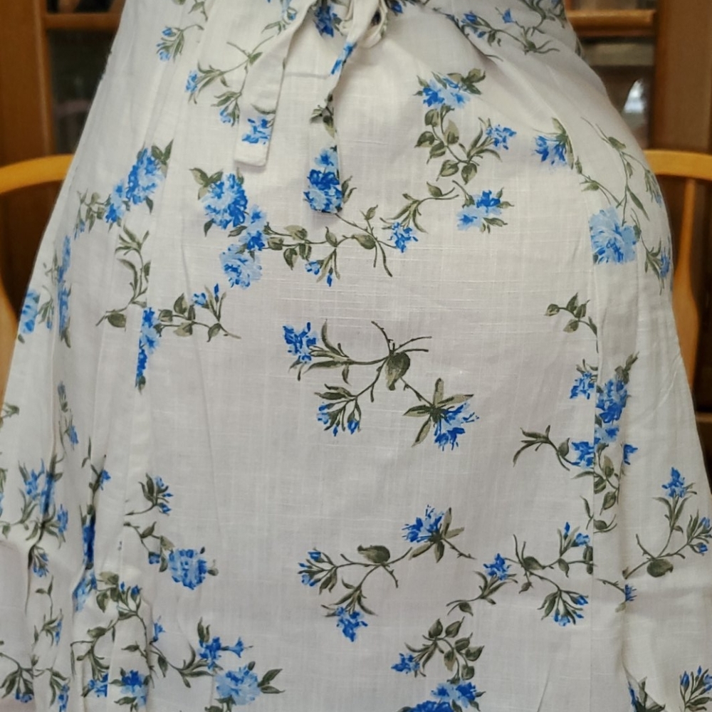 Gorgeous Lined Floral Linen Dress - Picture 5 of 12